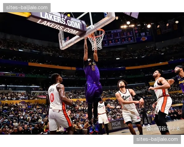 湖人进攻效率联盟前五，但防守篮板保护不足埋下季后赛隐患